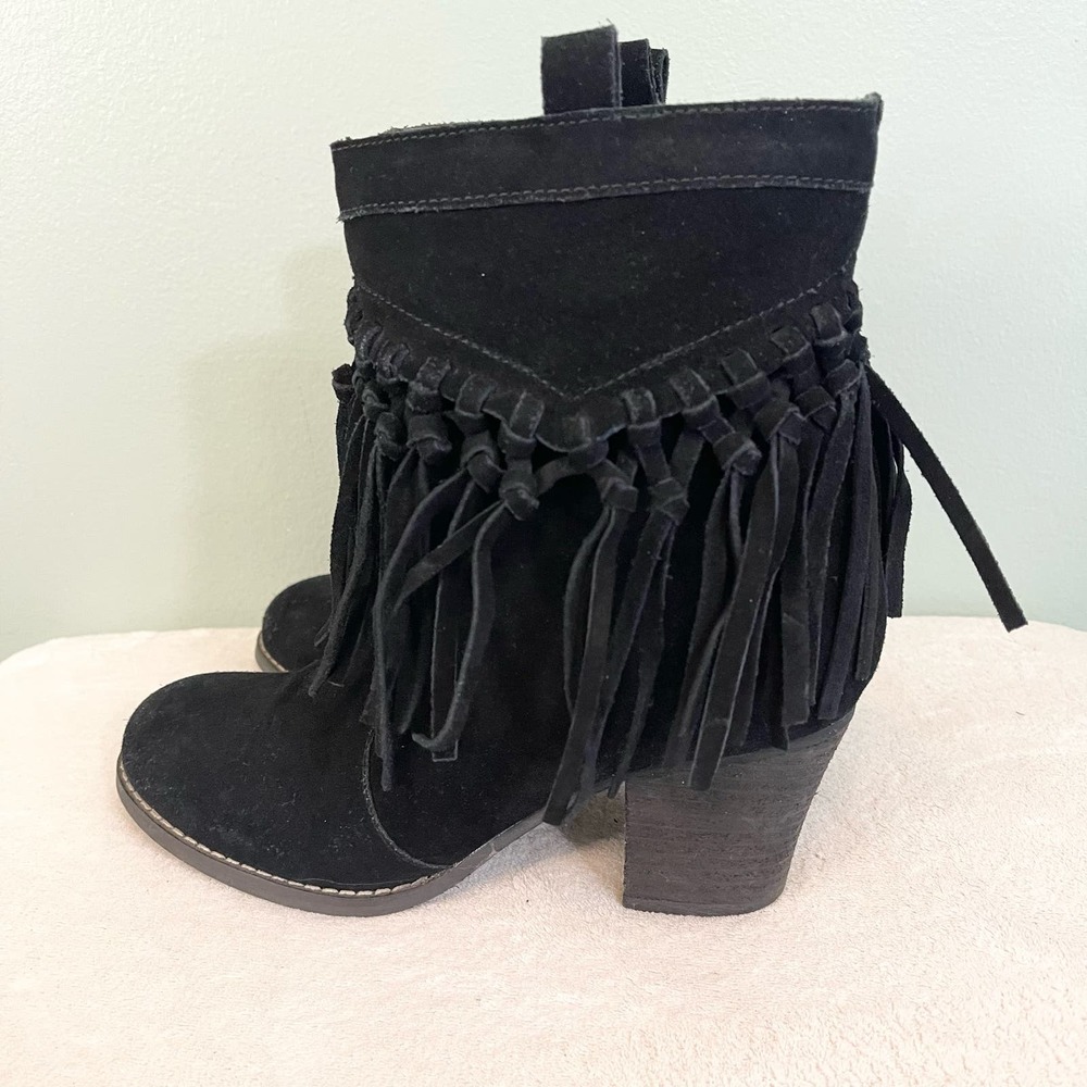 Sbicca Women's Vintage Collection Suede Leather Fringe Ankle Black Boots Sz 7.5 - Picture 3 of 10